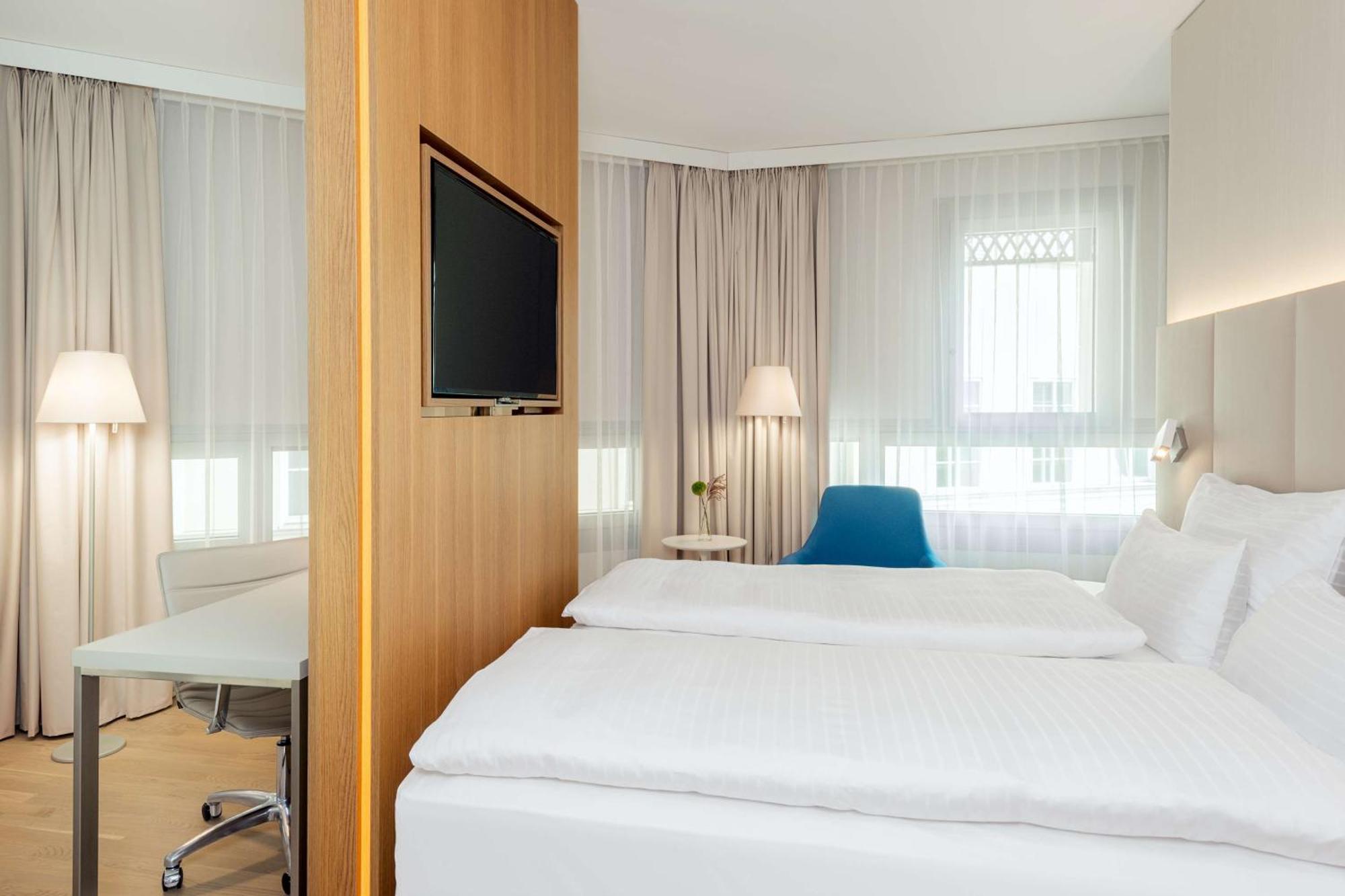 เอ็นเอช กราซ ซิตี้ Hotel ภายนอก รูปภาพ